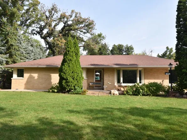 414 Oakhurst AVENUE, Union Grove, WI 53182