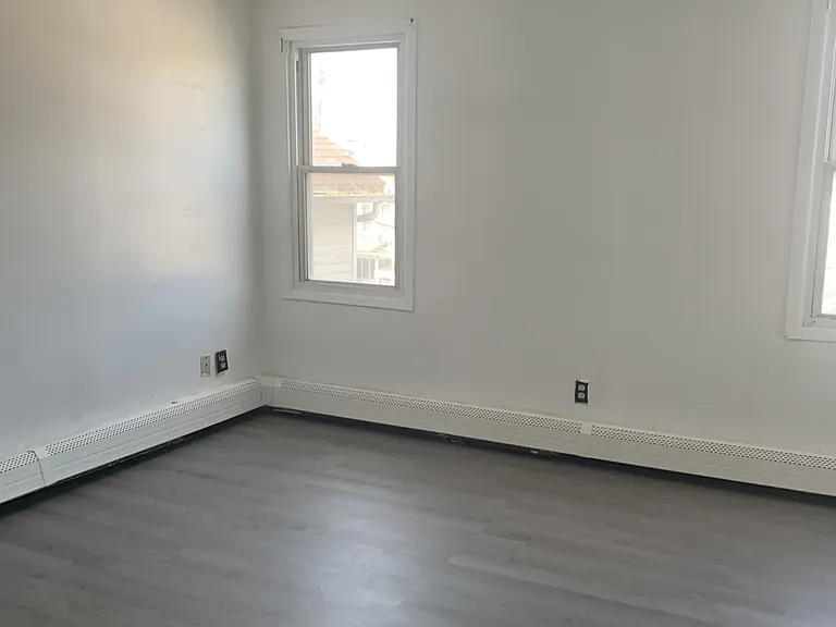 45-47 Kidder St #45 — Photo 14