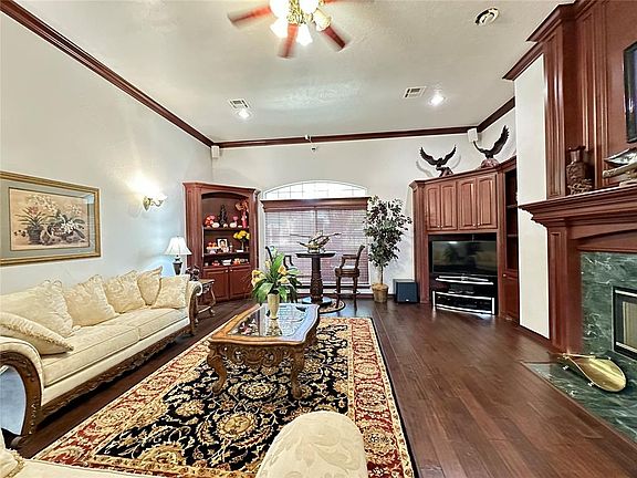 4th image of 12556 Crick Hollow Ct