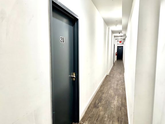 4th image of 2255 N Broad St #3B-4C