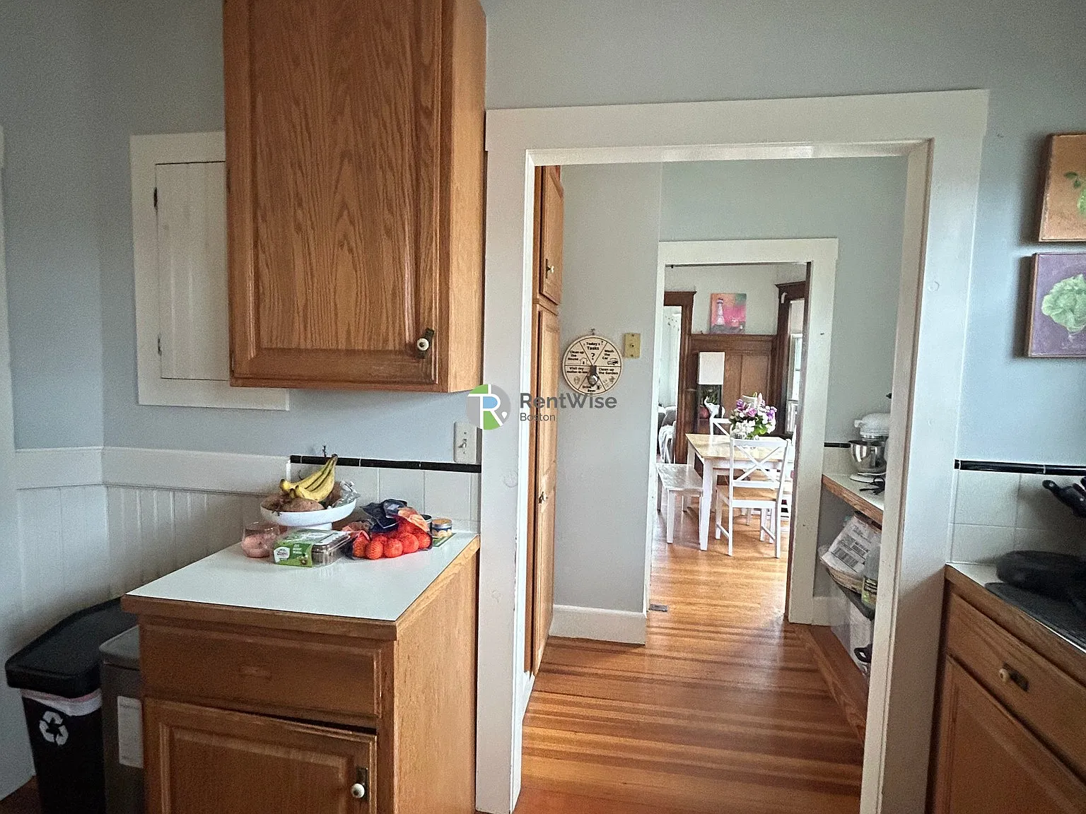 6 bed, 2.0 bath, $8,100 — Photo 4