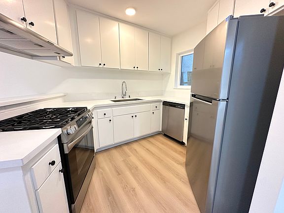 2nd image of 8038 Blackburn Ave APT 1