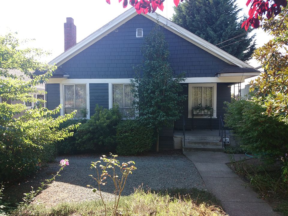 2nd image of 5719 30th Ave NE