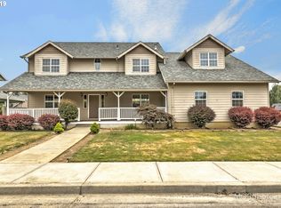 1226 Jacob St, Woodburn, OR 97071
