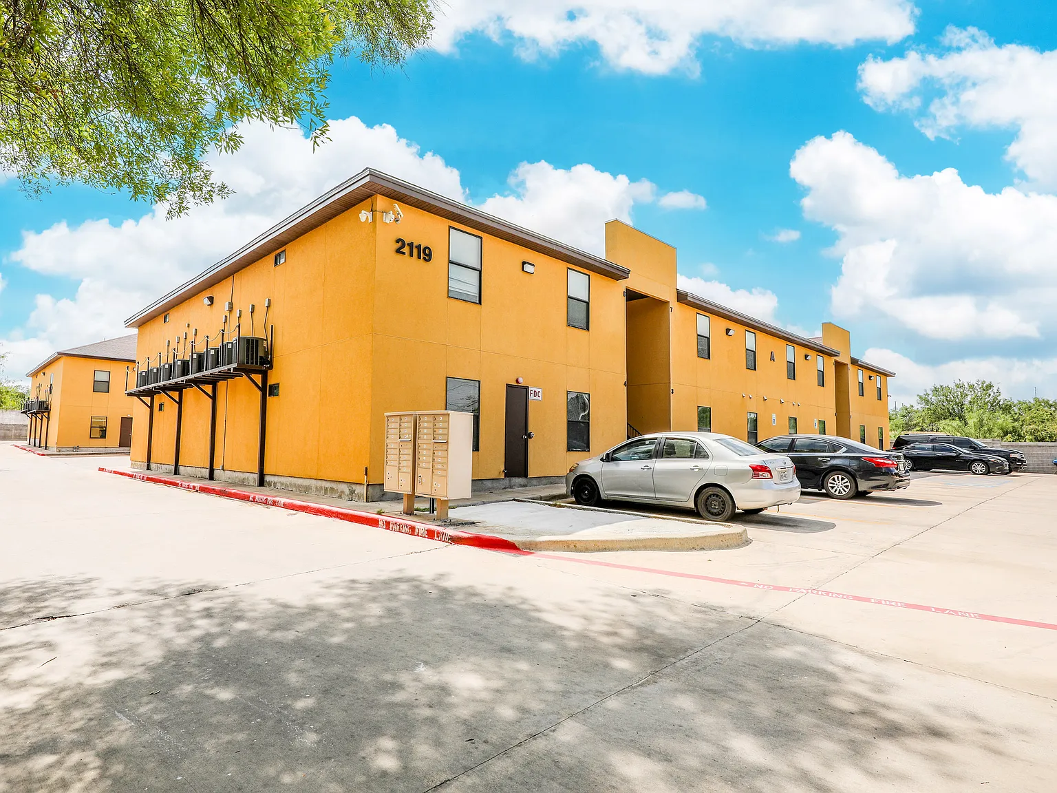 1 bed, 840 sqft, $900 — Photo 3