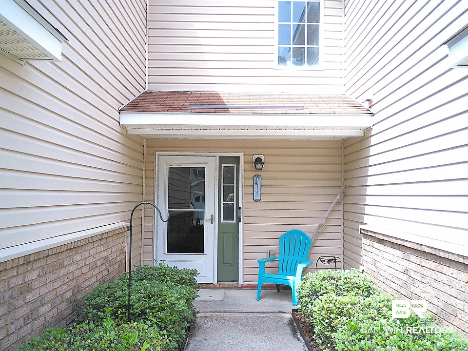 1517 Regency Rd #135