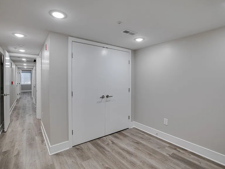 2019 N College Ave — Photo 36