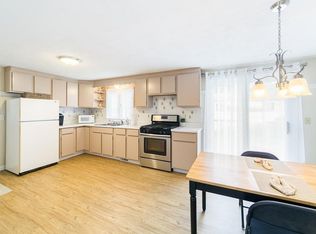 24 Perry St, Fairhaven, MA 02719