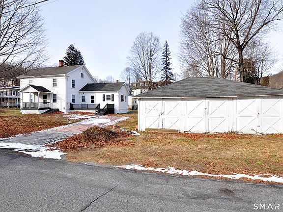 2nd image of 118 Meadow Street