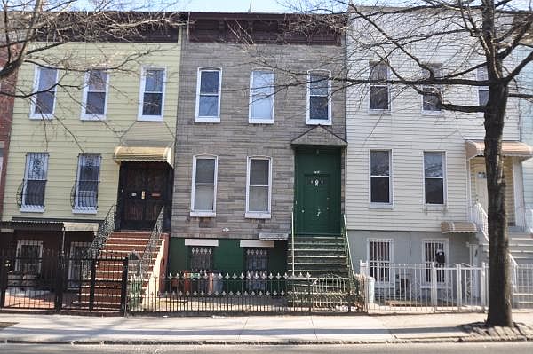 2nd image of 76a Cooper Street