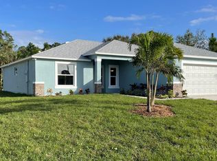567 Whitehall Ave SW, Palm Bay, FL 32908