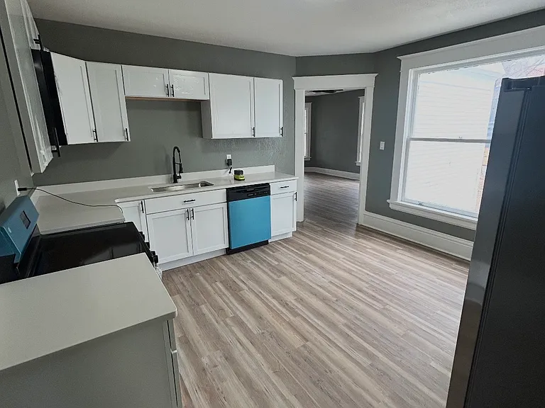1822 Glendale Ave #1 — Photo 5