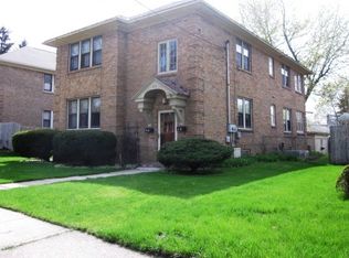 915 17th St #1, Rockford, IL 61104