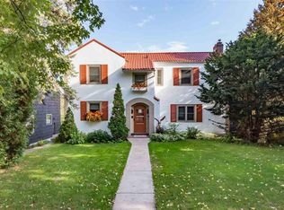 2928 E 1st St, Duluth, MN 55812