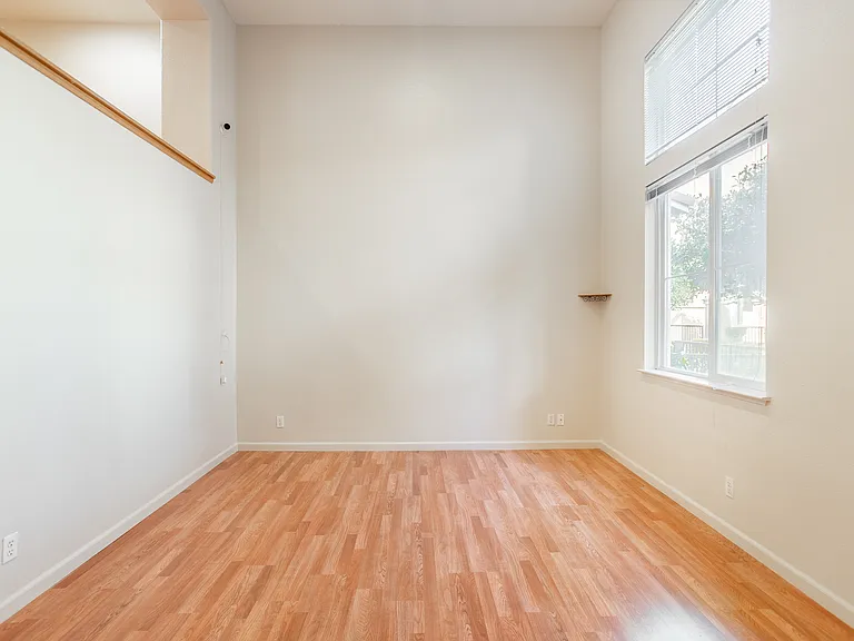 1865 Garzoni Pl — Photo 3