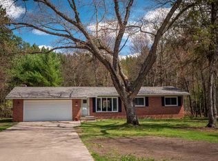 4931 White Pine Dr, Stevens Point, WI 54482