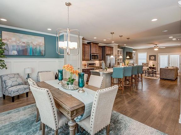 5th image of 351 Benson Manor Cir SE #7
