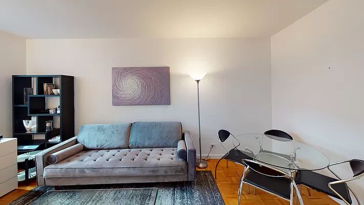 1st image of 145 E 48th St APT 10A