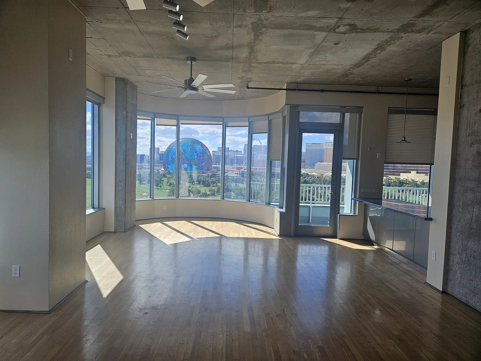 3 bed, 2665 sqft, $3,000 — Photo 4