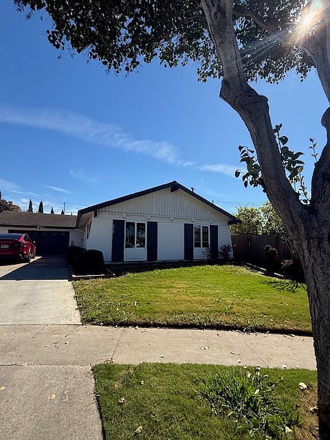 1st image of 9468 Kiwi Cir