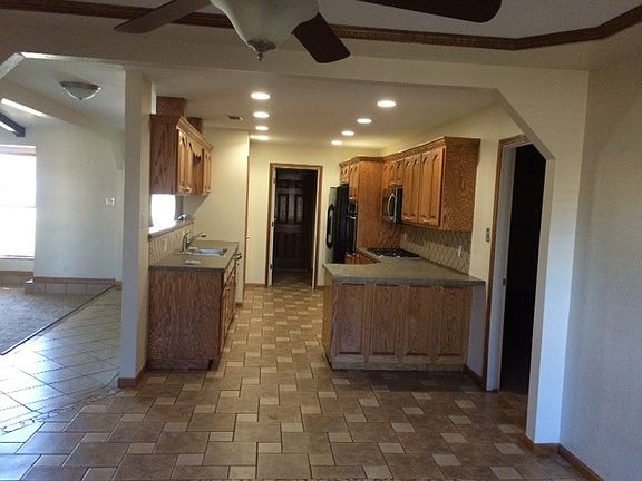 5th image of 2116 Jonquil Park Dr