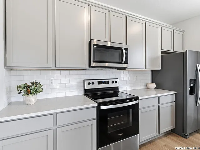 14607 Emerio Dr — Photo 9
