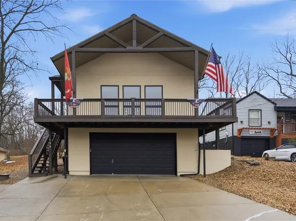 134 Beach Dr, Lake Tapawingo, MO 64015