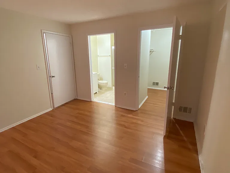 269 Kempsey Dr — Photo 20