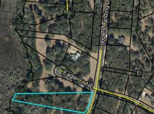 241 Coopers Landing Dr NE, Shellman Bluff, GA 31331