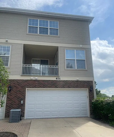 631 Pheasant Trl — Photo 1