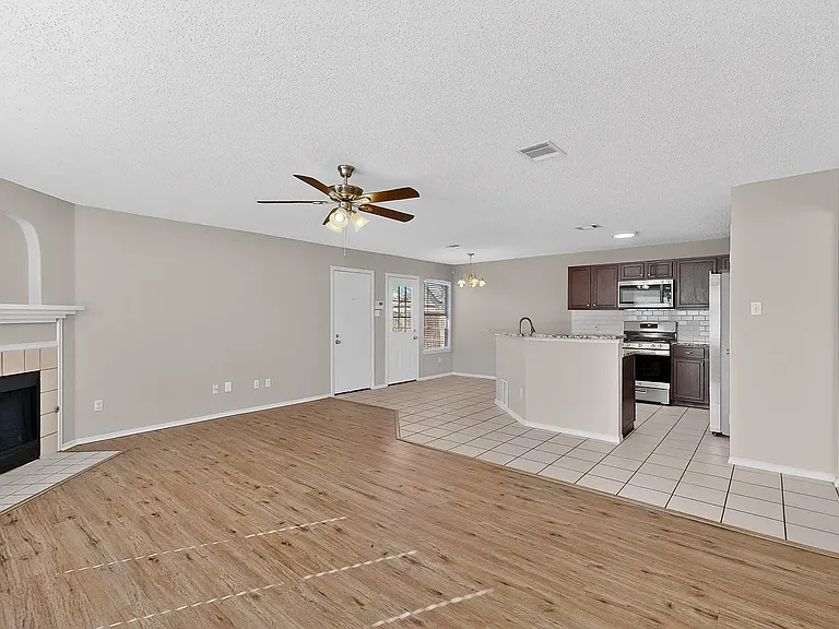 1207 Aberdeen Dr — Photo 12