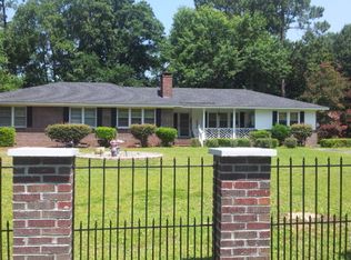 322 S Nettles St, Bishopville, SC 29010