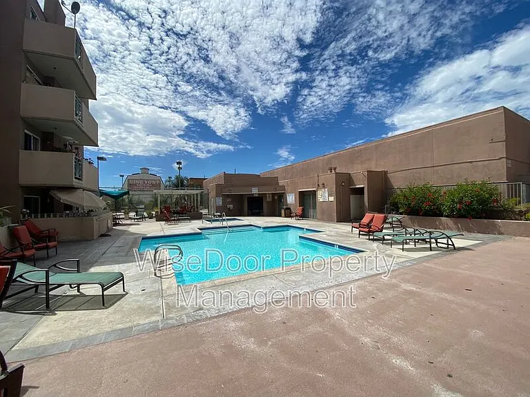 450 E 4th St #311 — Photo 21