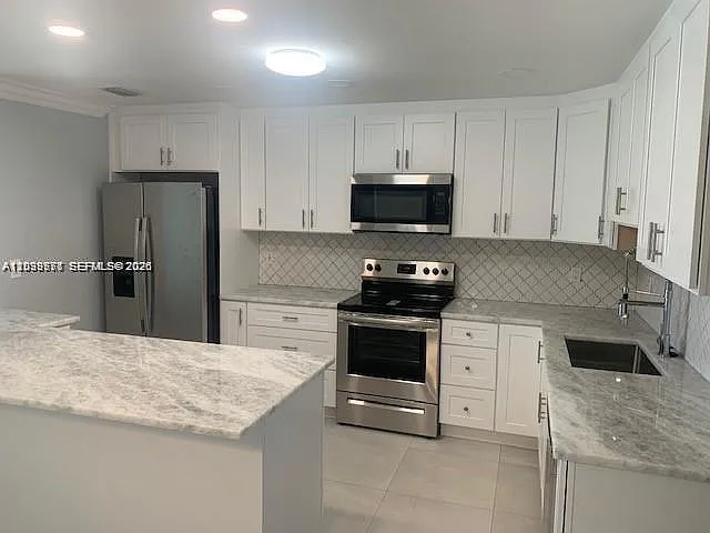 272 NW 79th Ave — Photo 3