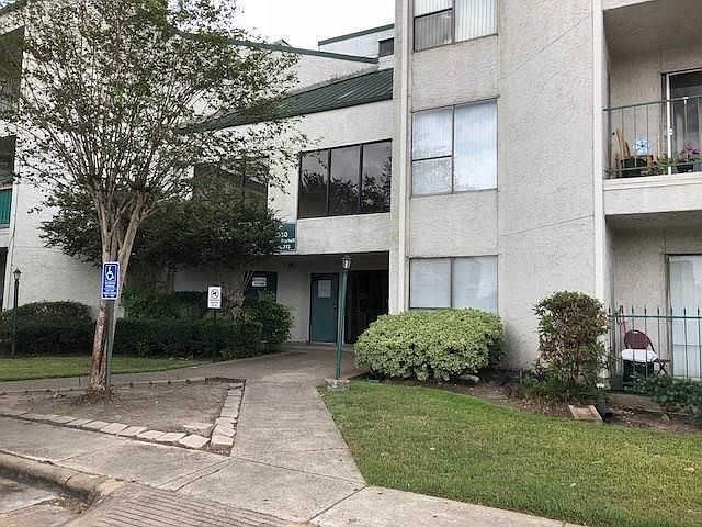1st image of 2830 S Bartell Dr APT 210