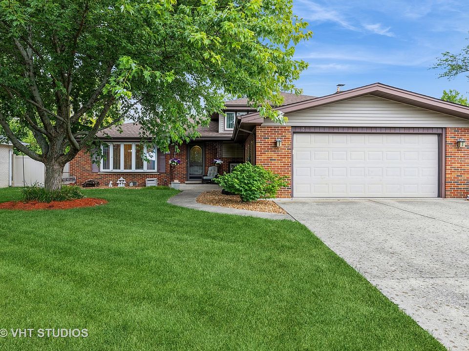 1st image of 7562 Ponderosa Ct