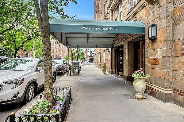 1st image of 299 W 12th St APT 5A