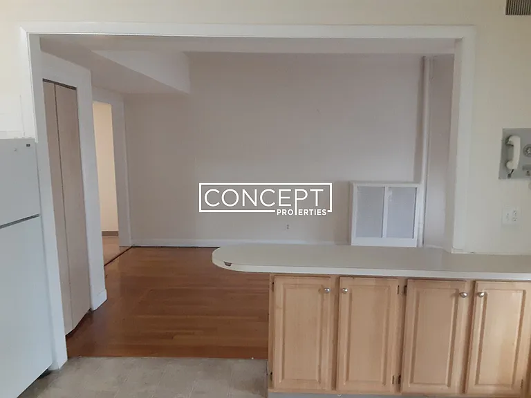 1131-1135 Commonwealth Ave #1 — Photo 4