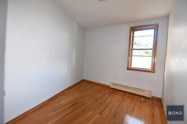 Rented by Bond New York | media 4