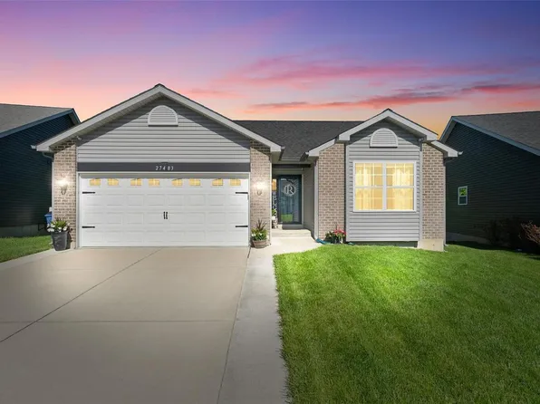 27483 Forest Ridge Ct, Warrenton, MO 63383