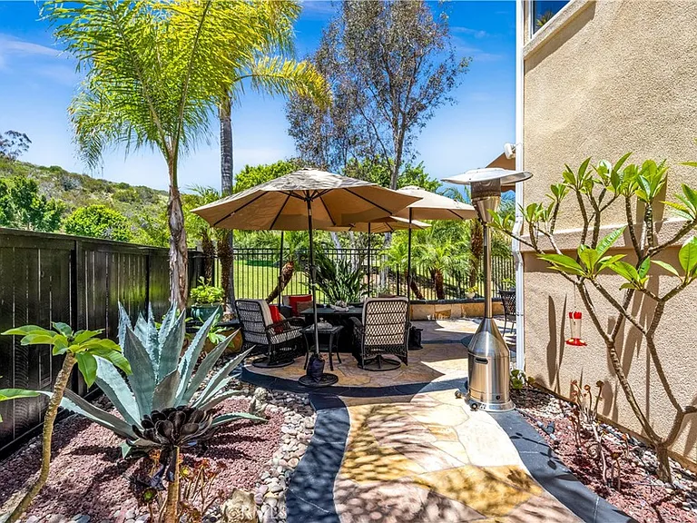 28060 Paseo Hacienda — Photo 48