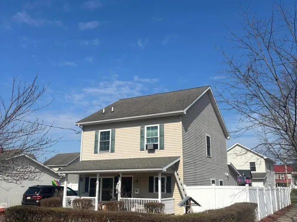 235 E 9th St, Berwick, PA 18603