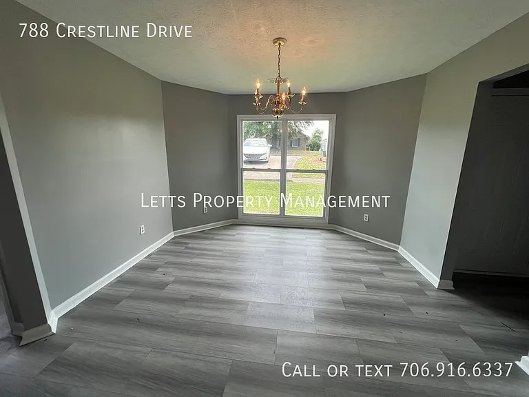 788 Crestline Dr — Photo 7