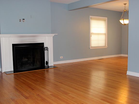 3rd image of 2356 Belleview Ave