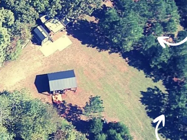 34 Johnson Ln, Loretto, TN 38469