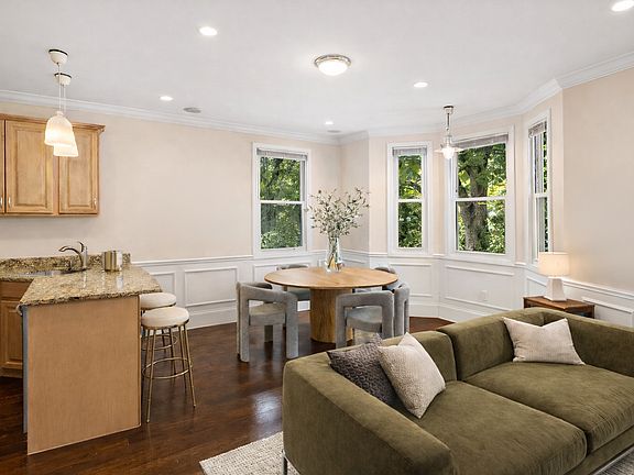 2nd image of 207 Harvard St #1
