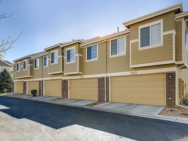 1st image of 16044 E Geddes Dr