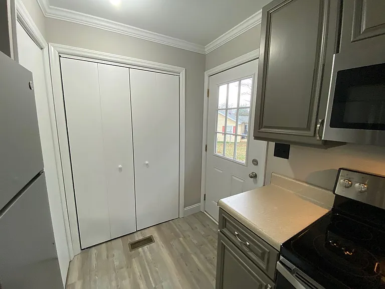 4 Wilshire Dr — Photo 16