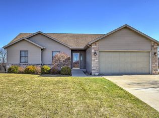 59581 Penn Rd, Cassopolis, MI 49031