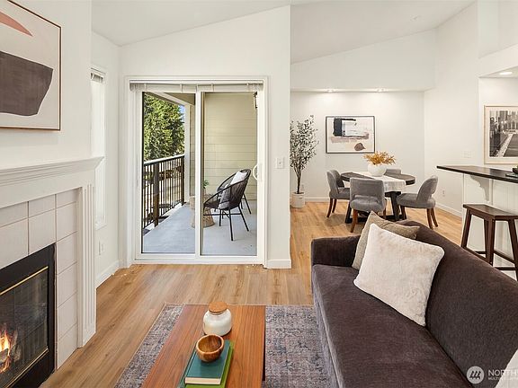 5th image of 6527 200th Street SW #303